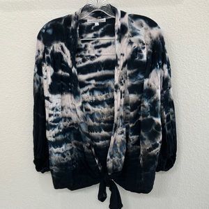Young Fabulous & Broke Black, Navy, White Tie Dye Tie Front Kimono Sz L-‎ EUC